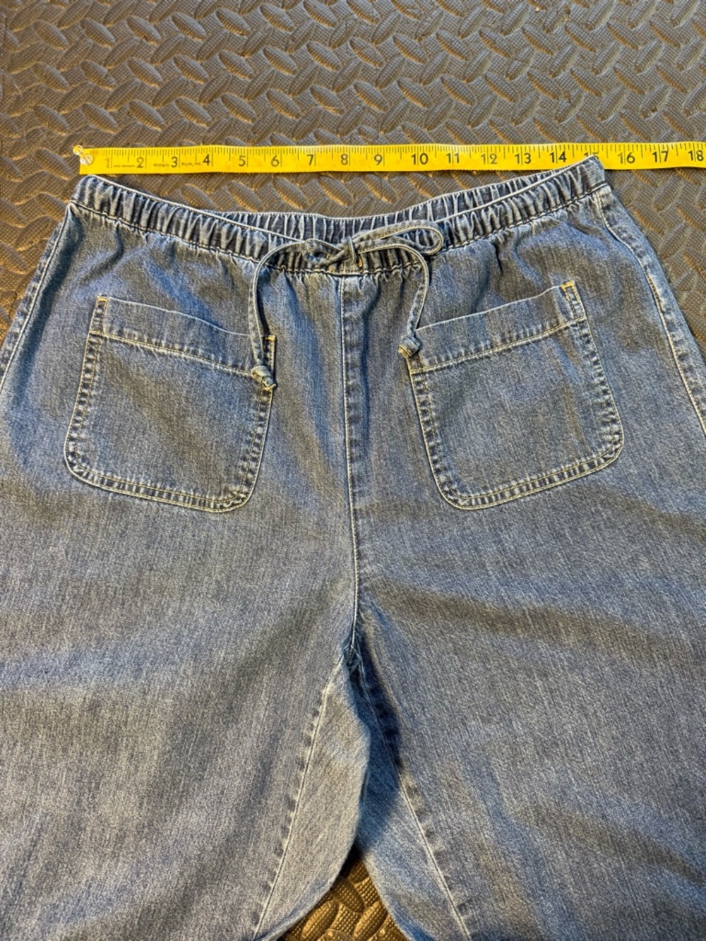 80’s-90’s Vintage Liz Claiborne Relaxed Denim Drawstring Wide Leg Jeans Size 12 - Picture 4 of 7
